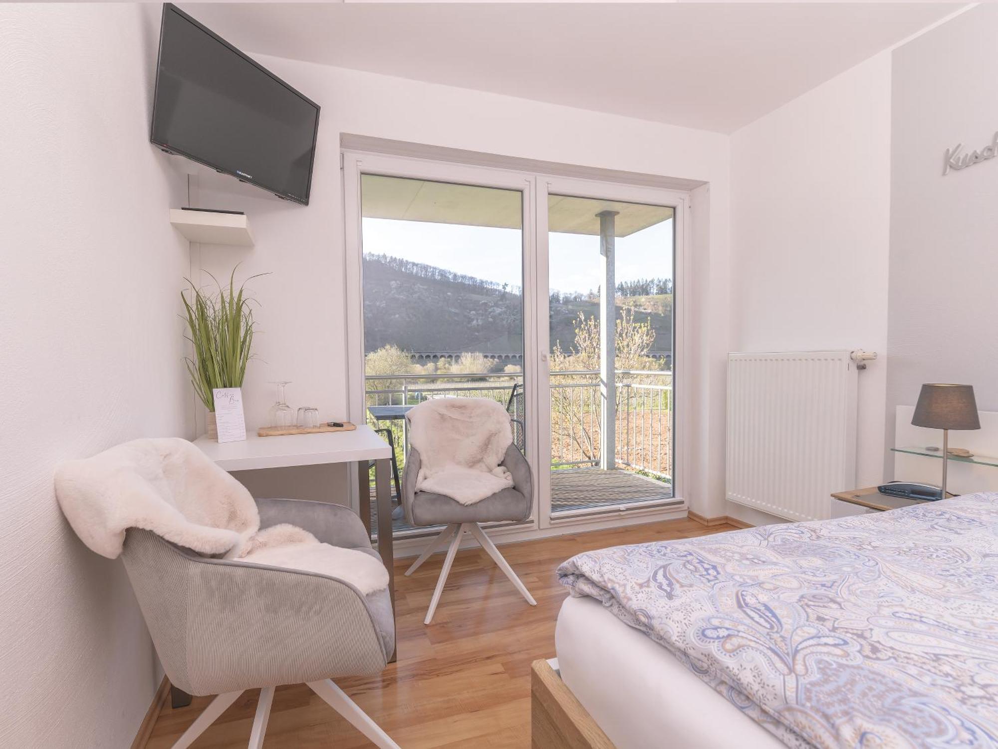 Ferienwohnung Ferienweingut Lütz Pünderich Exterior foto